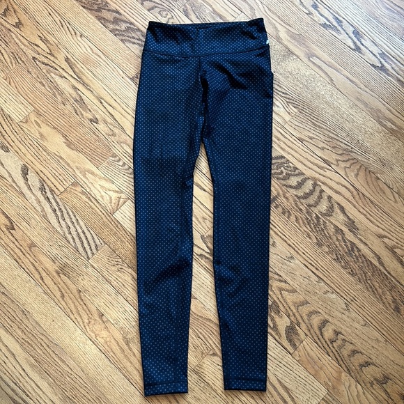 Lululemon Polka Dot Leggings - Picture 5 of 6